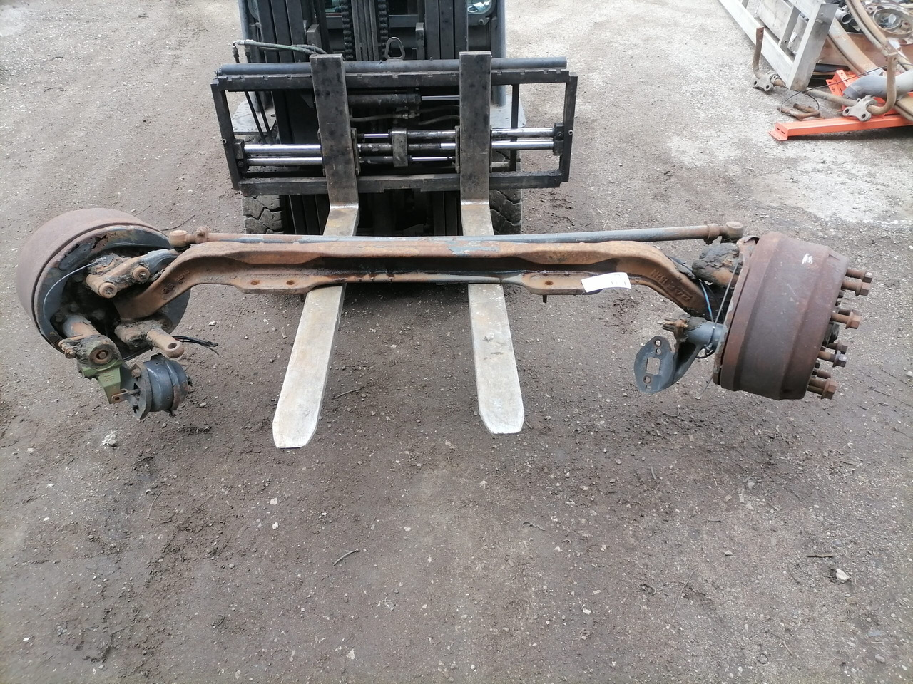 DAF DAF esisilla tala 152N 152N - Front axle for Truck: picture 1 DAF DAF esisilla tala 152N 152N - Front axle for Truck: picture 1