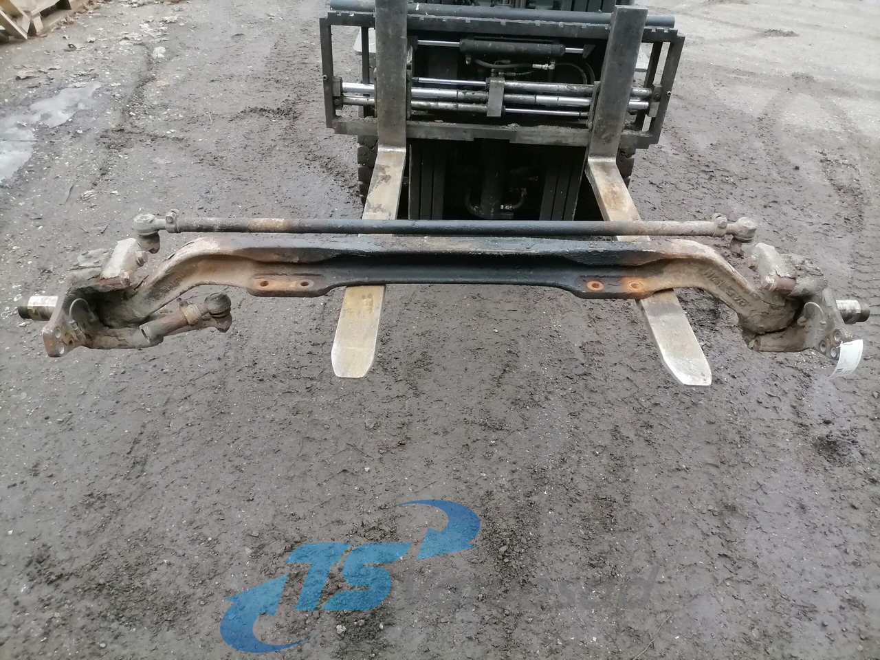 DAF Front axel 1385448 - Front axle for Truck: picture 1 DAF Front axel 1385448 - Front axle for Truck: picture 1