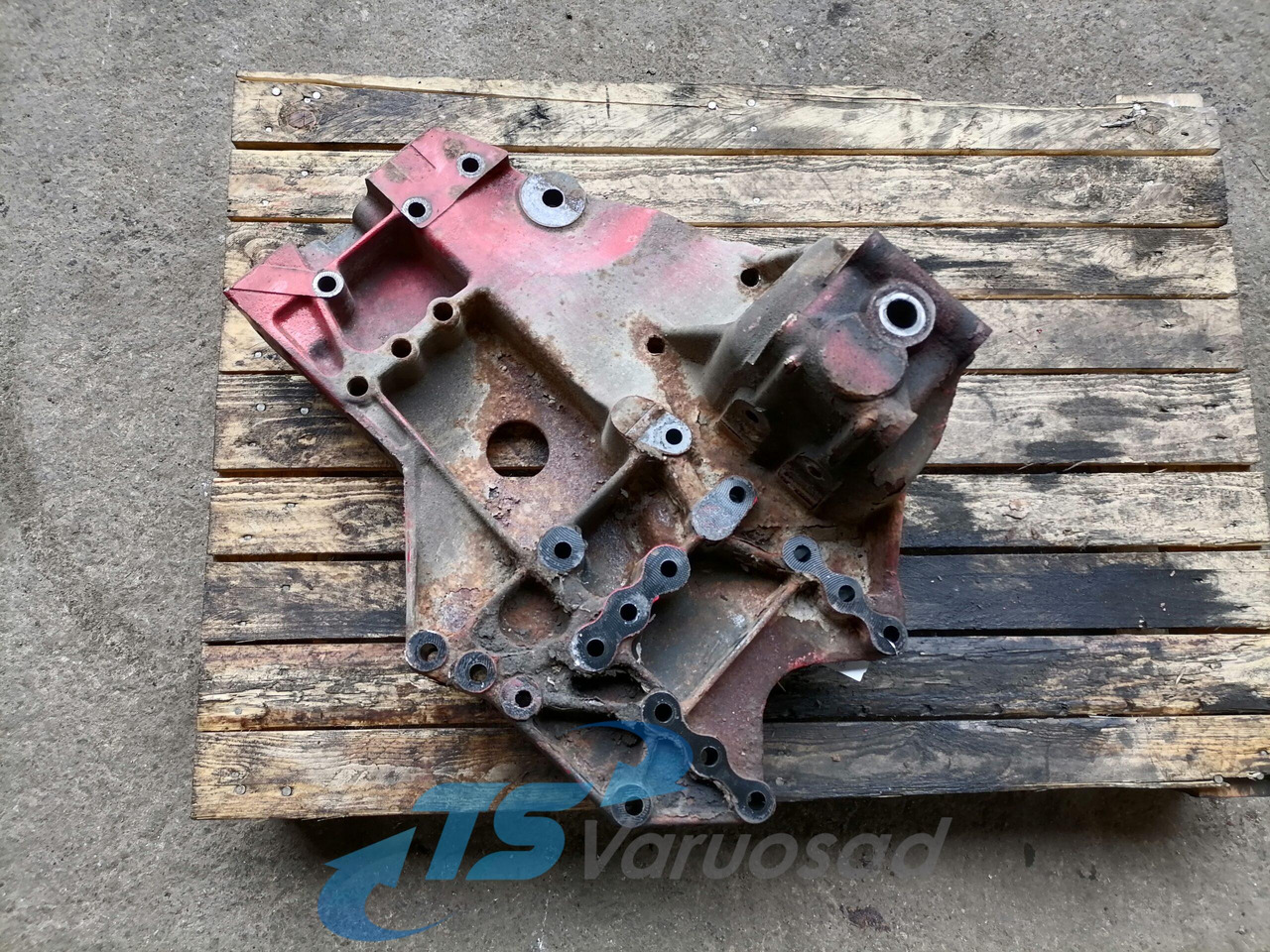 MAN Bracket 81413133005 - Frame/ Chassis for Truck: picture 2 MAN Bracket 81413133005 - Frame/ Chassis for Truck: picture 2