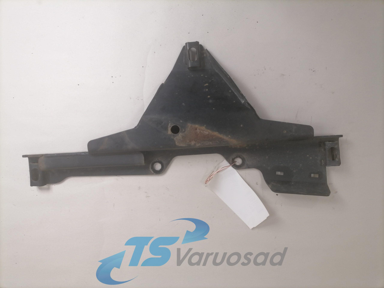 MAN Bummmmper bracket 81416105484 - Bumper for Truck: picture 2 MAN Bummmmper bracket 81416105484 - Bumper for Truck: picture 2