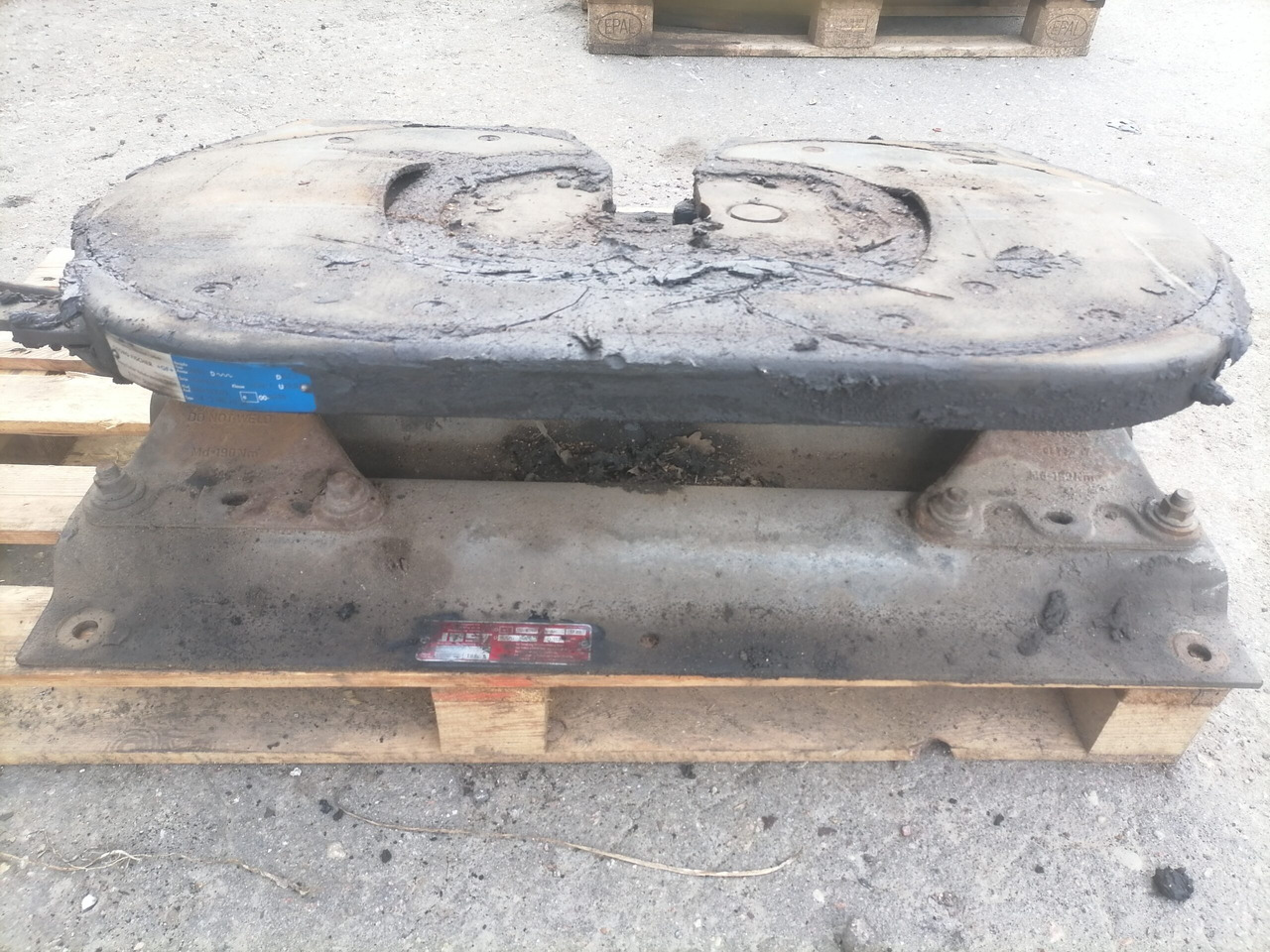 MAN Fifht wheel 662131013 - Fifth wheel coupling for Truck: picture 5 MAN Fifht wheel 662131013 - Fifth wheel coupling for Truck: picture 5