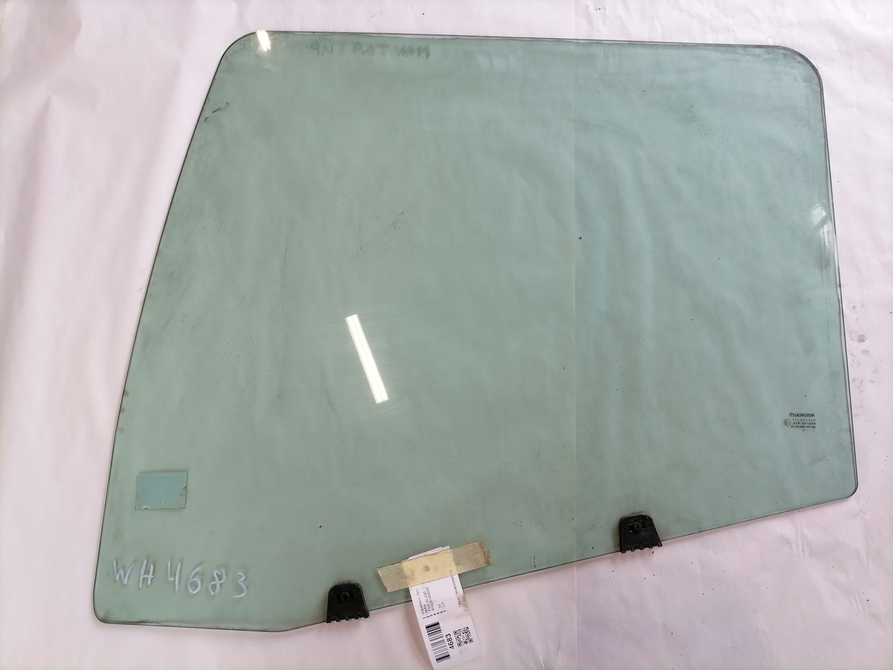 MAN Küljeklaas, vasak 81626450039 - Window and parts for Truck: picture 2 MAN Küljeklaas, vasak 81626450039 - Window and parts for Truck: picture 2