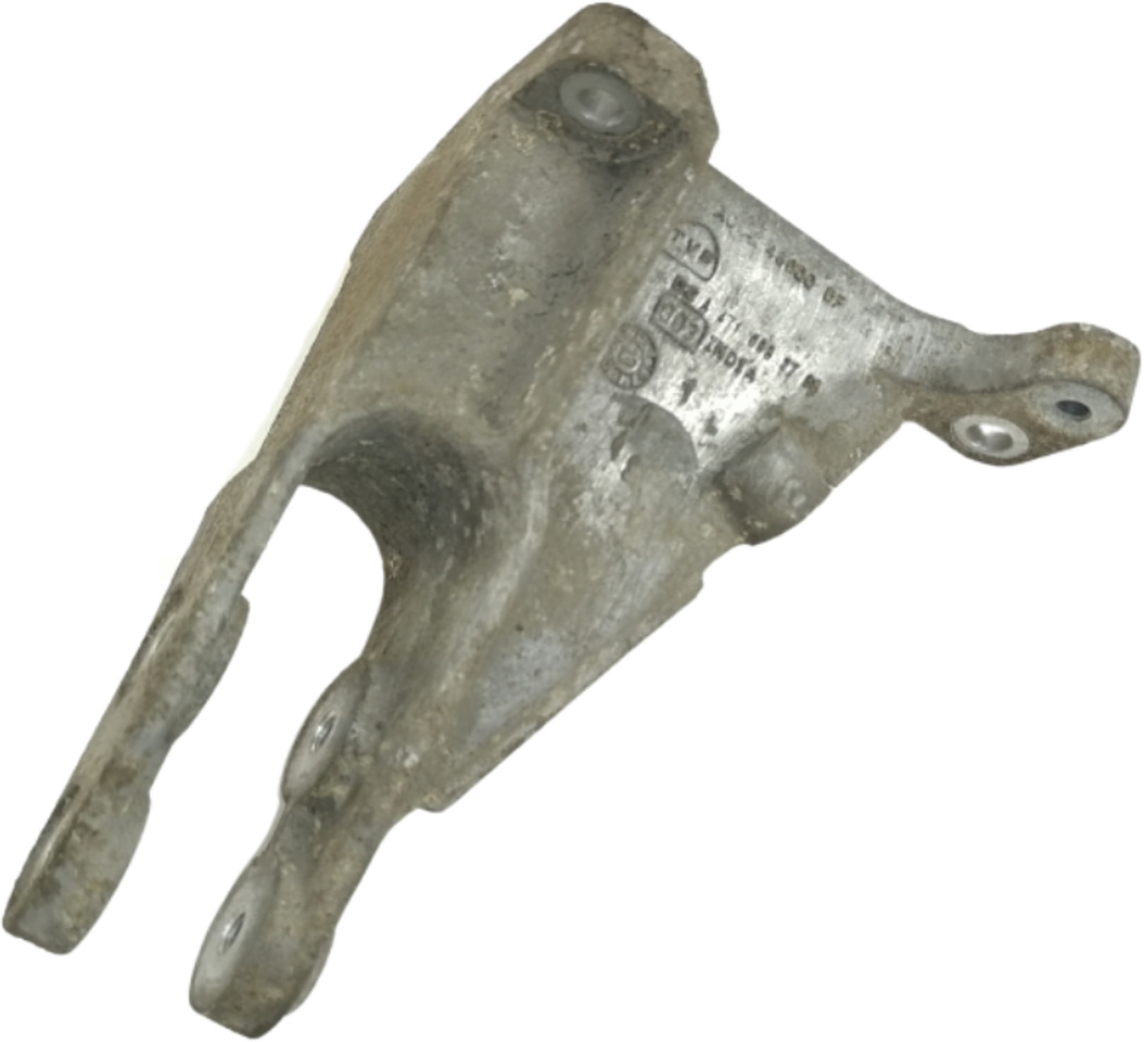 Mercedes-Benz Bracket A4710982739 - Frame/ Chassis for Truck: picture 1 Mercedes-Benz Bracket A4710982739 - Frame/ Chassis for Truck: picture 1