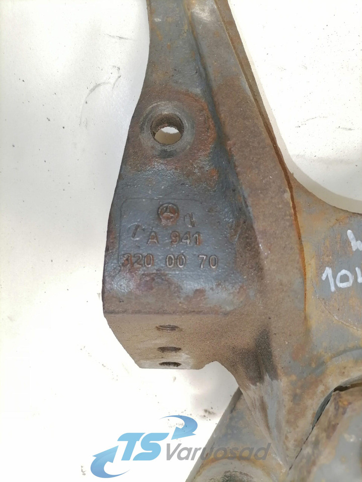 Mercedes-Benz Leaf spring bracket A9413200070 - Suspension for Truck: picture 3 Mercedes-Benz Leaf spring bracket A9413200070 - Suspension for Truck: picture 3