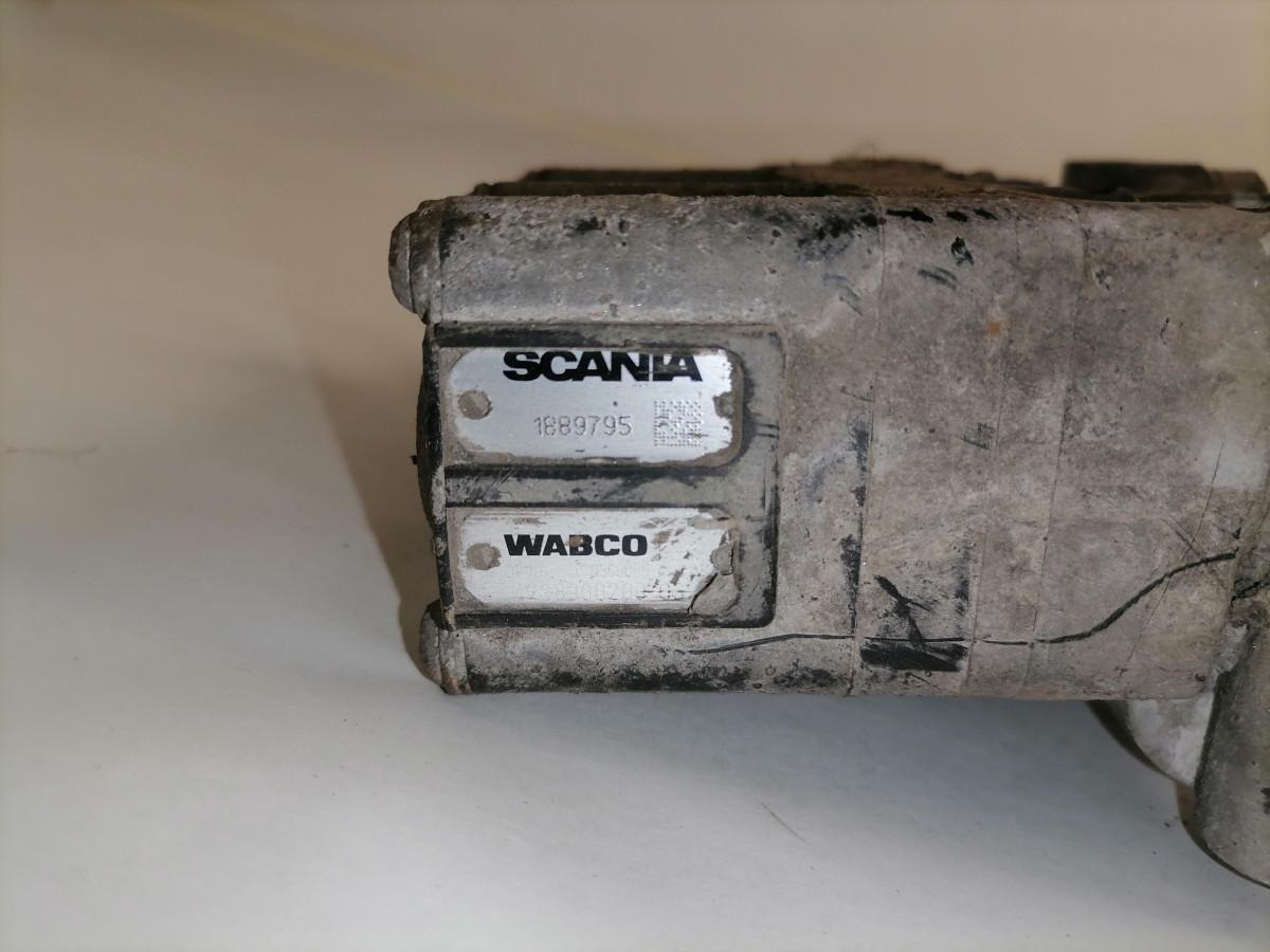 Scania Air suspension control valve, ECAS 1889795 - Brake valve for Truck: picture 5 Scania Air suspension control valve, ECAS 1889795 - Brake valve for Truck: picture 5
