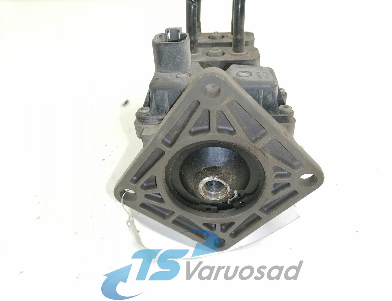 Scania Brake pressure control 1942899 - Brake valve for Truck: picture 4 Scania Brake pressure control 1942899 - Brake valve for Truck: picture 4