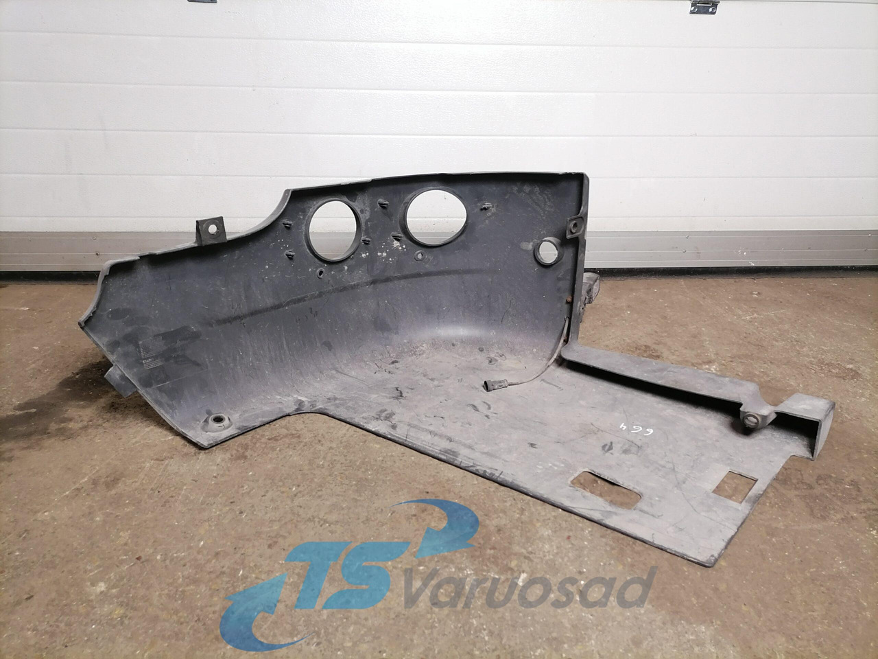 Scania Bumper cover 1884915 - Bumper corner for Truck: picture 1 Scania Bumper cover 1884915 - Bumper corner for Truck: picture 1