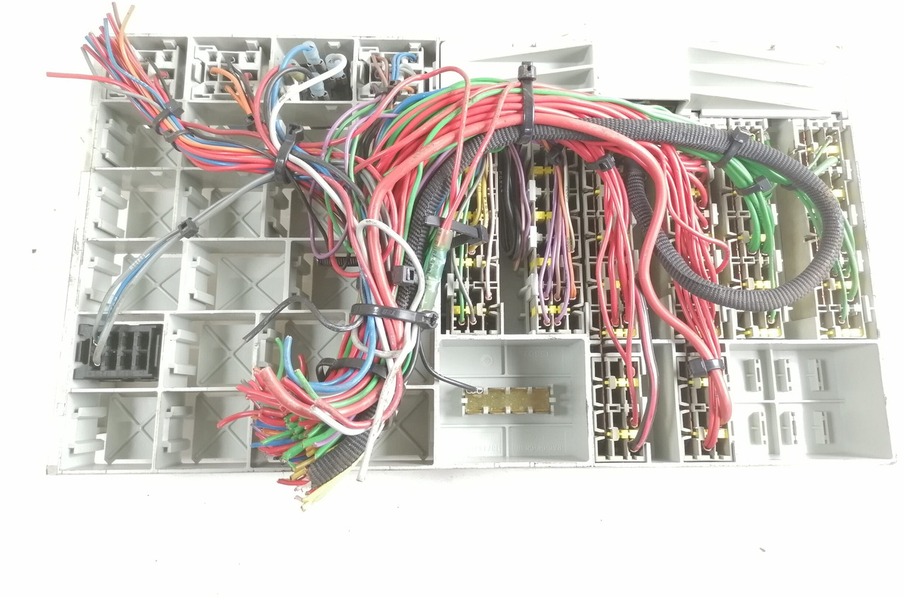 Scania Central electric unit 1854357 - Fuse for Truck: picture 5 Scania Central electric unit 1854357 - Fuse for Truck: picture 5