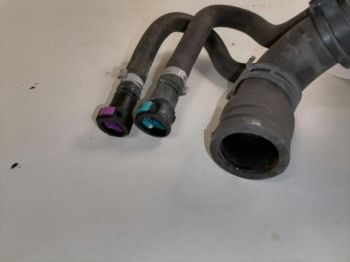 Scania Cooling pipe 2327469 - Cooling system for Truck: picture 3 Scania Cooling pipe 2327469 - Cooling system for Truck: picture 3