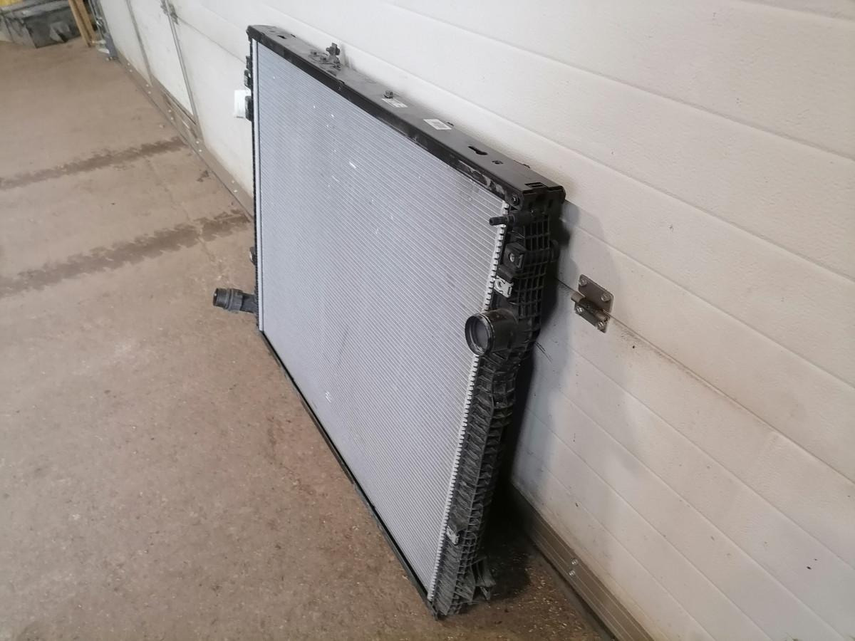 Scania Cooling radiator 3158317 - Radiator for Truck: picture 4 Scania Cooling radiator 3158317 - Radiator for Truck: picture 4