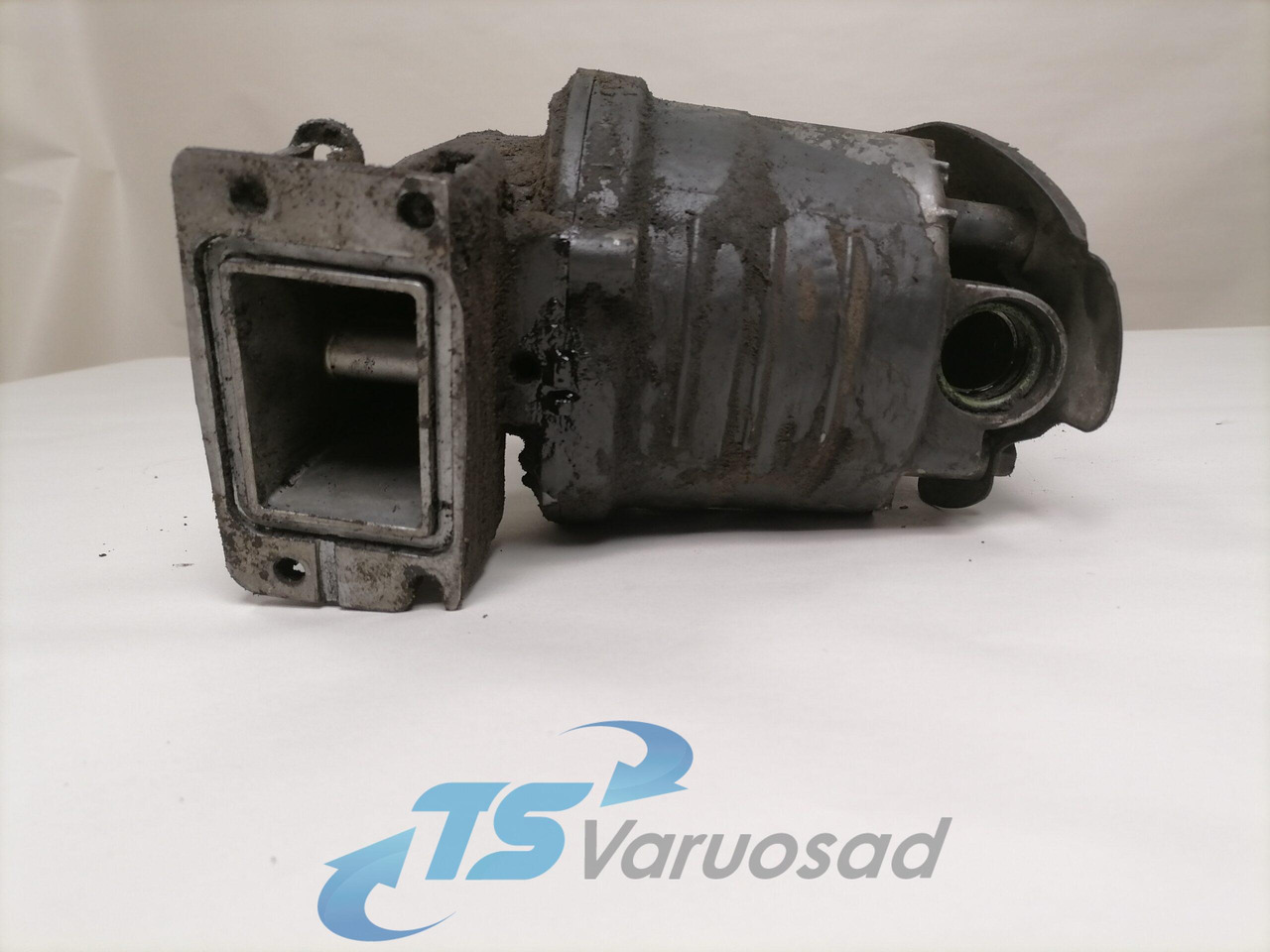 Scania Crankcase ventilation 1753376 - Crankcase for Truck: picture 5 Scania Crankcase ventilation 1753376 - Crankcase for Truck: picture 5