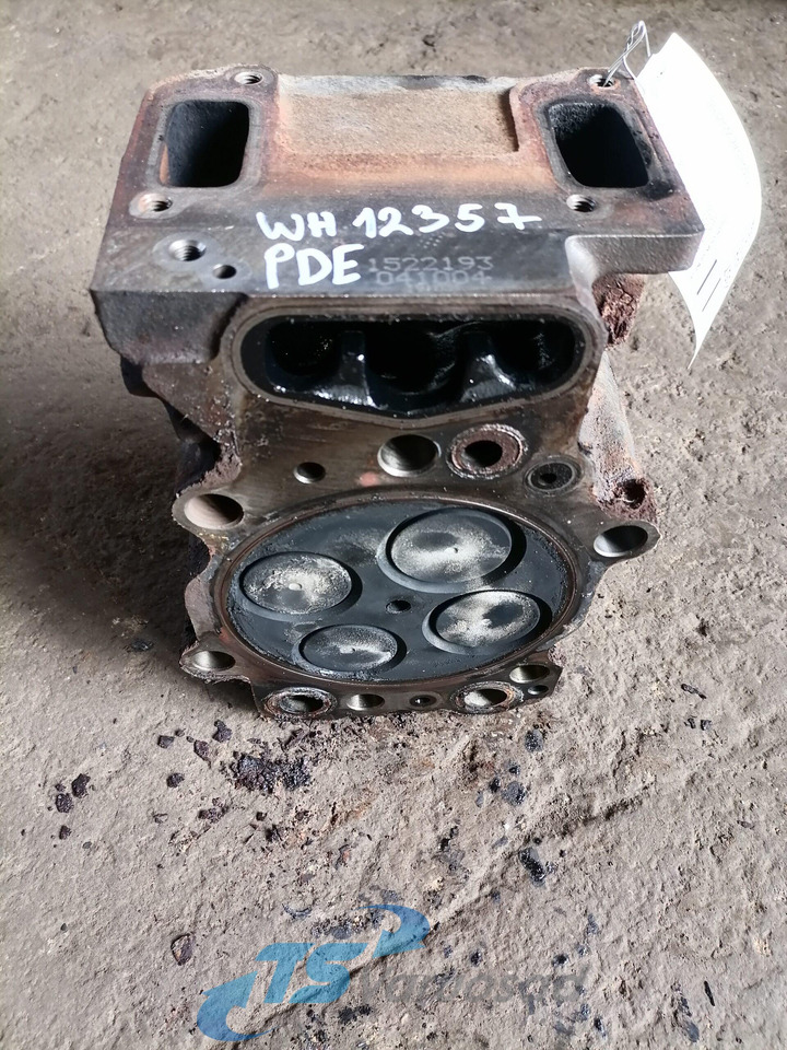 Scania Cylinder head 1522193 - Cylinder head for Truck: picture 2 Scania Cylinder head 1522193 - Cylinder head for Truck: picture 2