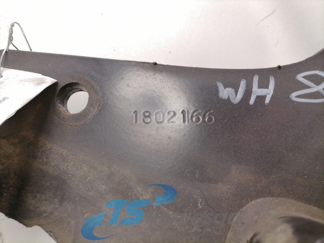 Scania Front bumper carrier 1802166 - Bumper for Truck: picture 4 Scania Front bumper carrier 1802166 - Bumper for Truck: picture 4