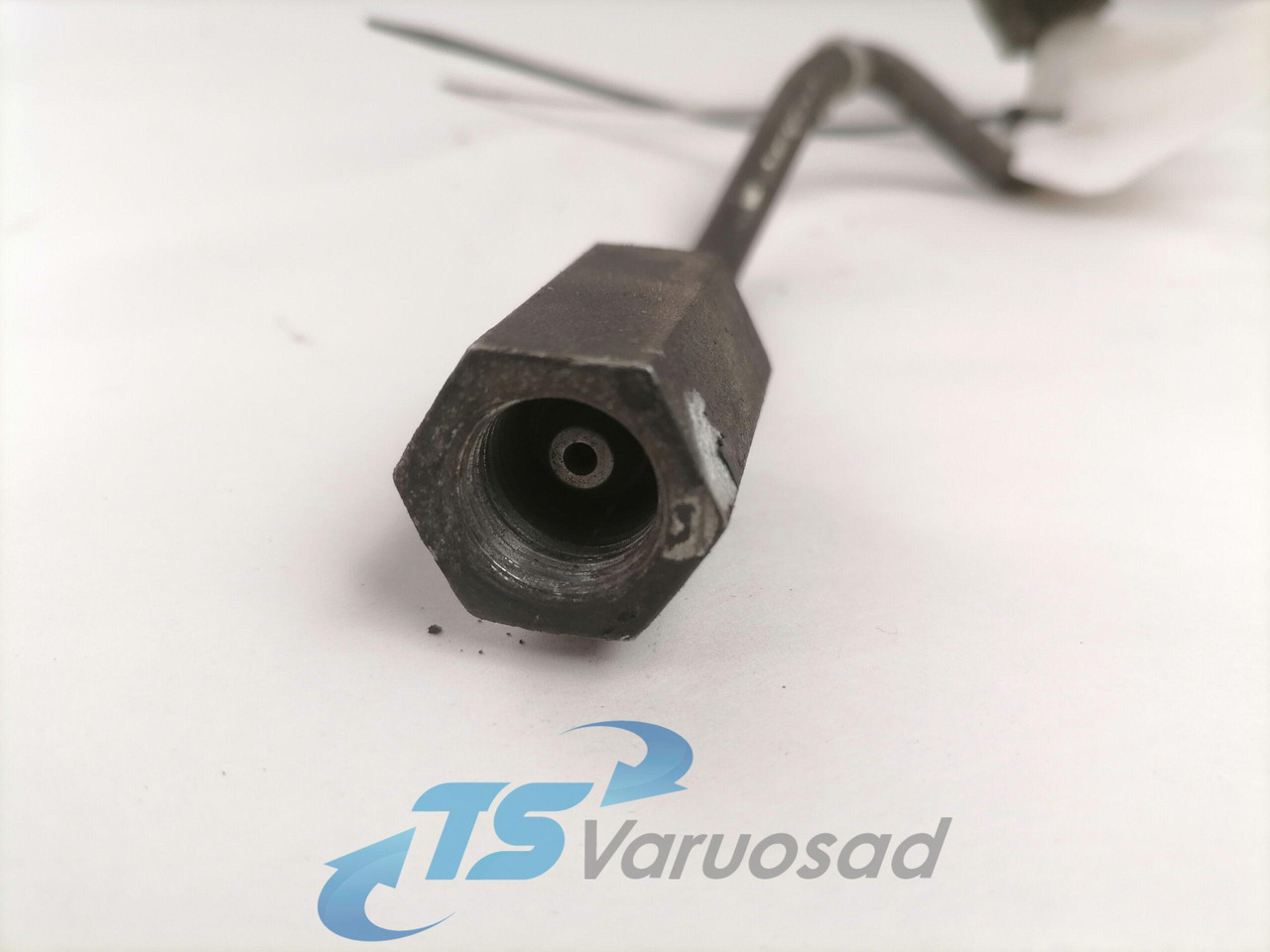 Scania Fuel pipe 1860539 - Fuel system for Truck: picture 3 Scania Fuel pipe 1860539 - Fuel system for Truck: picture 3