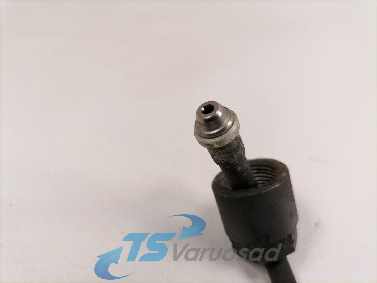 Scania Fuel pipe 1860542 - Fuel system for Truck: picture 3 Scania Fuel pipe 1860542 - Fuel system for Truck: picture 3