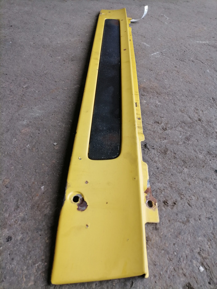 Scania Grille panel 1748085 - Grill for Truck: picture 4 Scania Grille panel 1748085 - Grill for Truck: picture 4