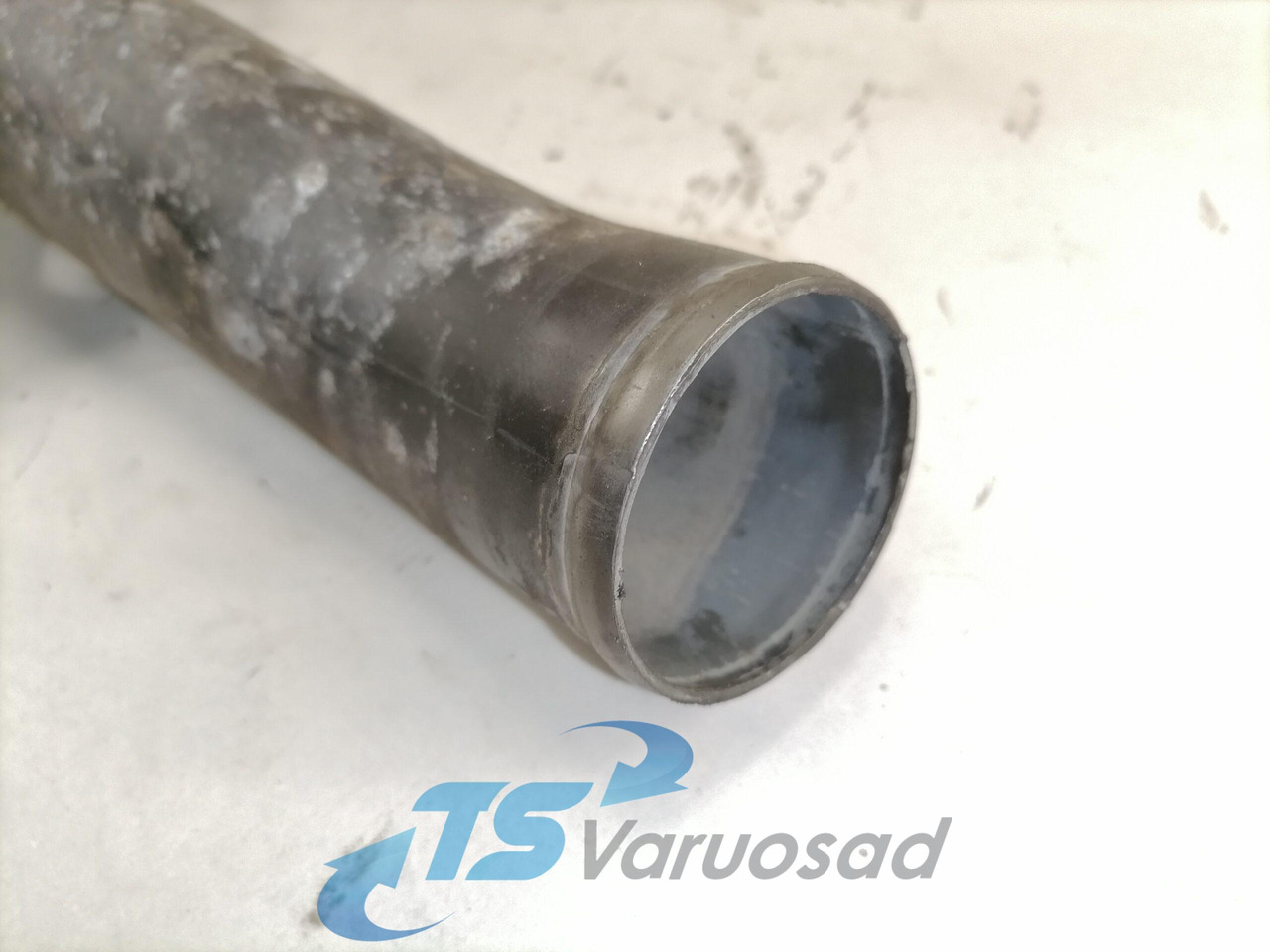 Scania Jahutusvedeliku toru, retarder 1892781 - Cooling system for Truck: picture 3 Scania Jahutusvedeliku toru, retarder 1892781 - Cooling system for Truck: picture 3