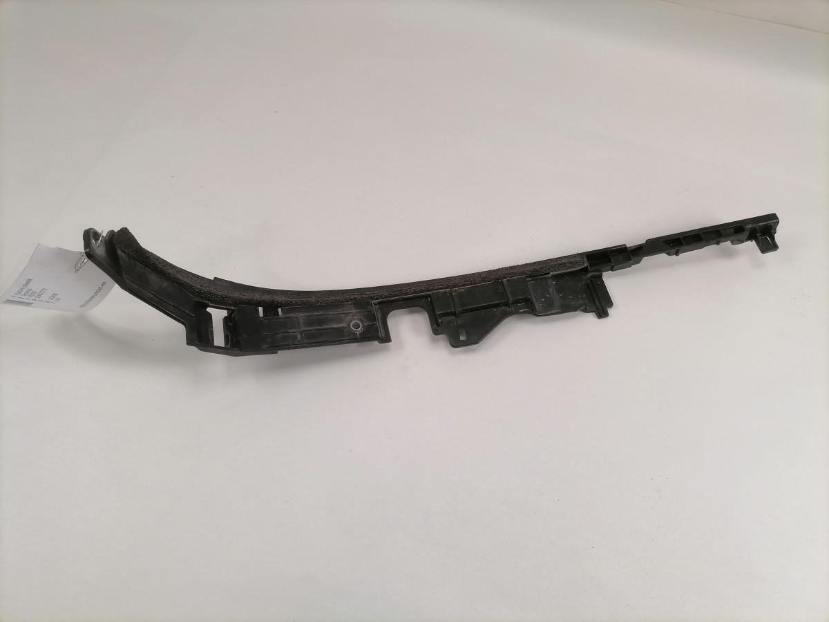 Scania Kabiini plastik 2340773 - Universal part for Truck: picture 2 Scania Kabiini plastik 2340773 - Universal part for Truck: picture 2