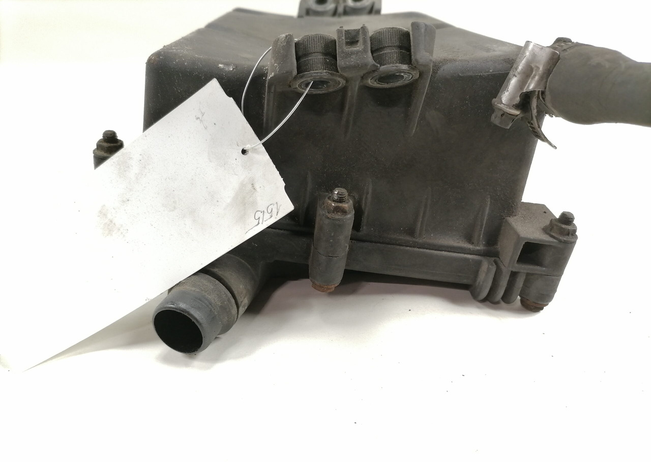 Scania Karterituulutusfiltri korpus 1543778 - Crankcase for Truck: picture 4 Scania Karterituulutusfiltri korpus 1543778 - Crankcase for Truck: picture 4