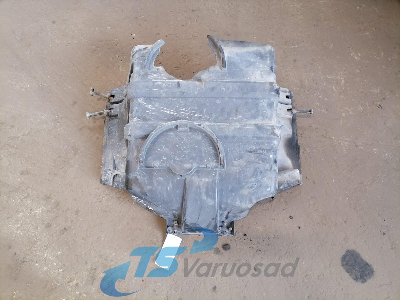 Scania Mootori põhjakaitse 1358677 - Universal part for Truck: picture 1 Scania Mootori põhjakaitse 1358677 - Universal part for Truck: picture 1