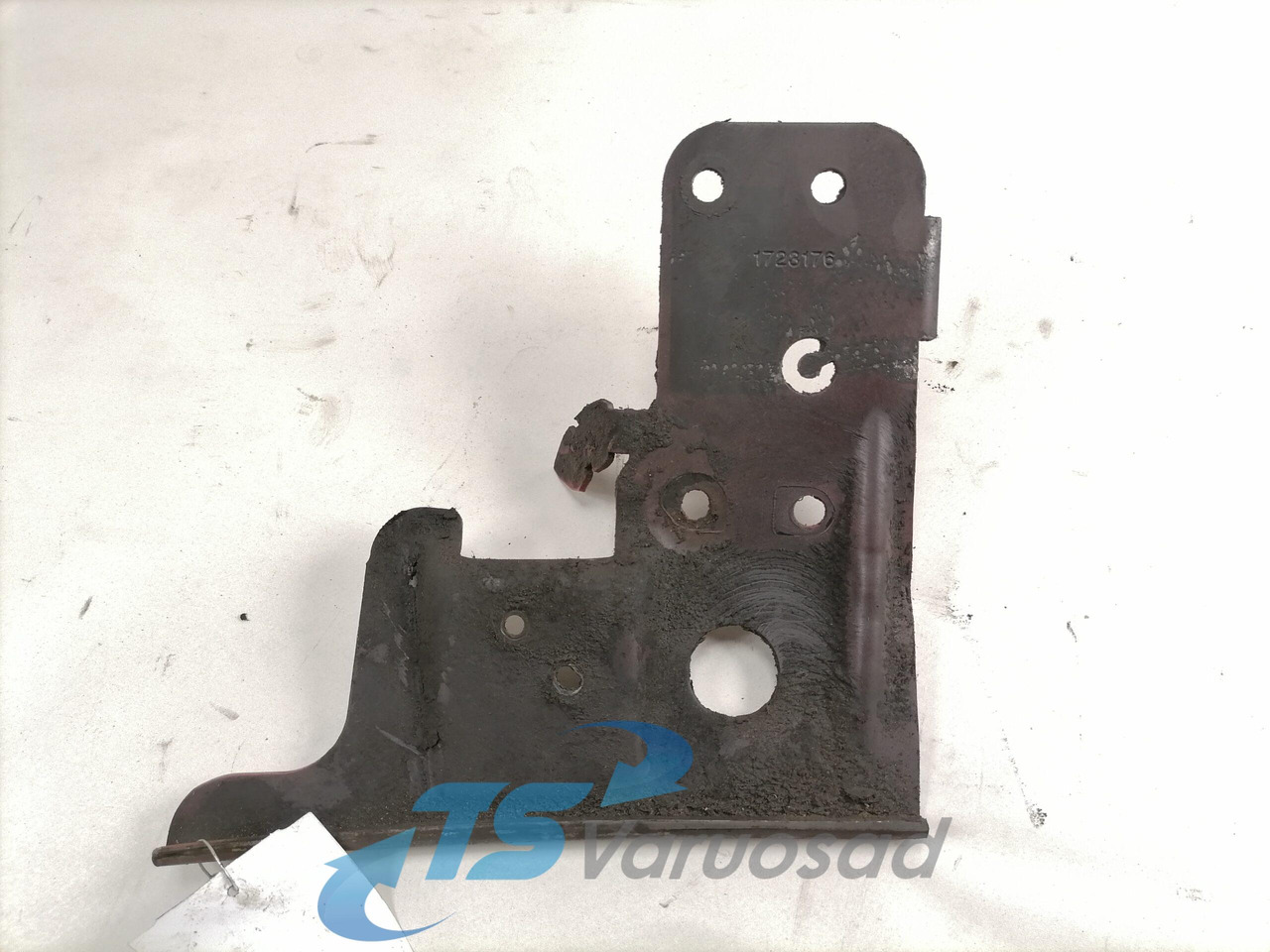 Scania Mudguard bracket 1723176 - Universal part for Truck: picture 2 Scania Mudguard bracket 1723176 - Universal part for Truck: picture 2