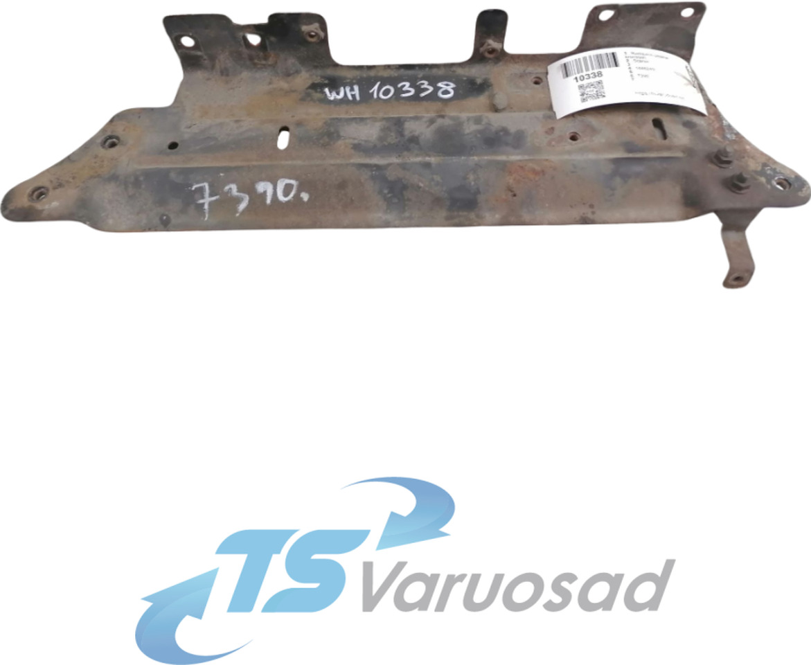 Scania Radiaatori pealne kronstein 1446249 - Universal part for Truck: picture 1 Scania Radiaatori pealne kronstein 1446249 - Universal part for Truck: picture 1