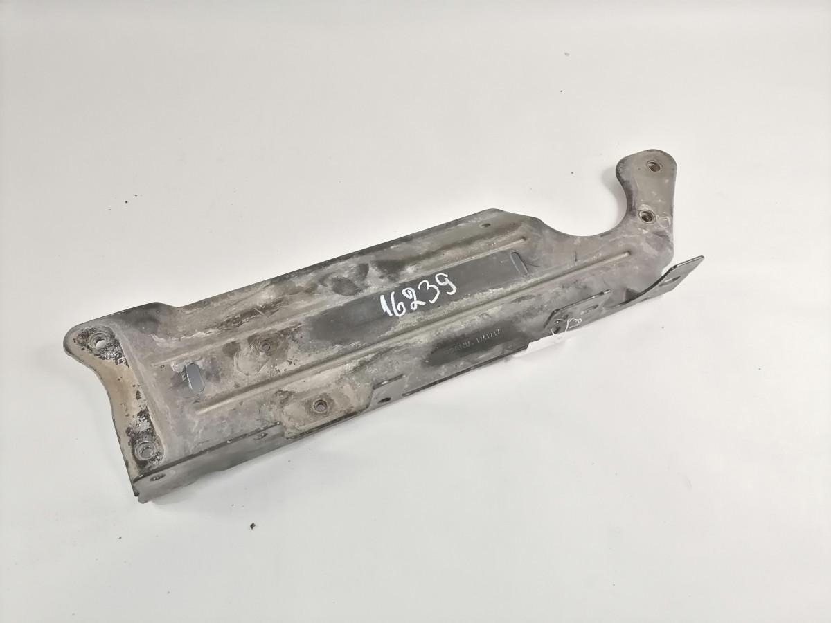 Scania Radiaatori pealne kronstein 1741217 - Universal part for Truck: picture 2 Scania Radiaatori pealne kronstein 1741217 - Universal part for Truck: picture 2