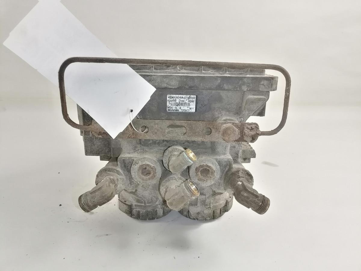 Scania Rear axel brake pressure control valve 1773677 - Brake valve for Truck: picture 3 Scania Rear axel brake pressure control valve 1773677 - Brake valve for Truck: picture 3