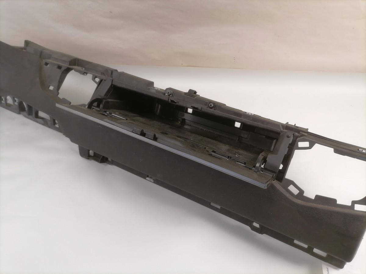 Scania Salongi plastik 2255723 - Universal part for Truck: picture 3 Scania Salongi plastik 2255723 - Universal part for Truck: picture 3