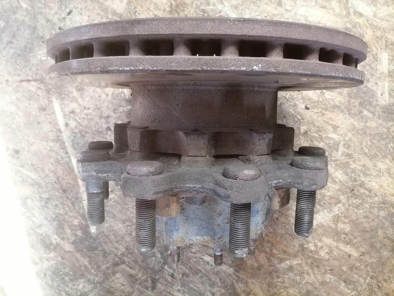 Scania Wheel hub 2290542 - Universal part for Truck: picture 5 Scania Wheel hub 2290542 - Universal part for Truck: picture 5