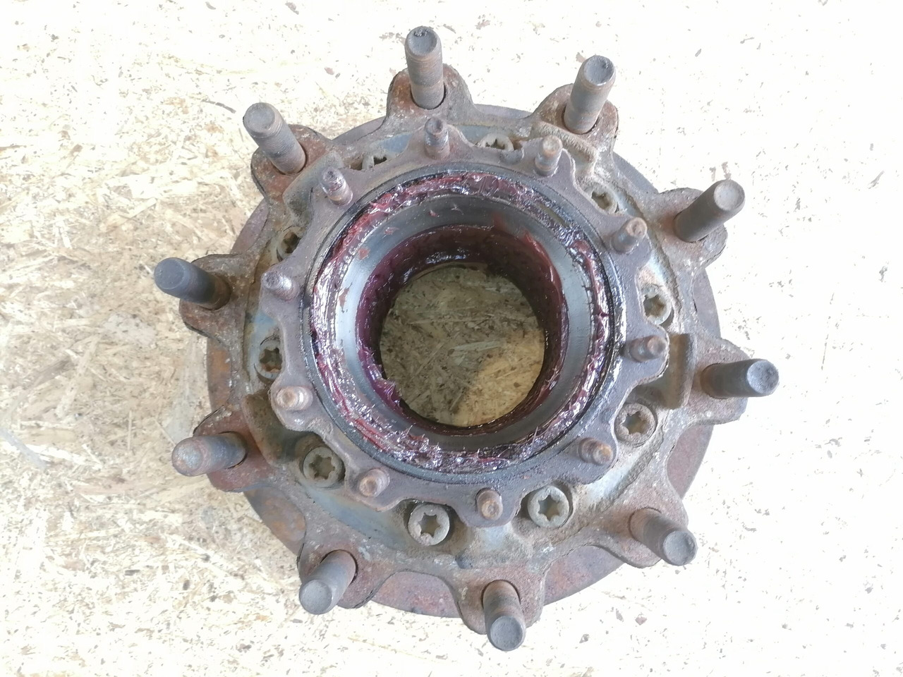 Scania Wheel hub 2290542 - Universal part for Truck: picture 5 Scania Wheel hub 2290542 - Universal part for Truck: picture 5