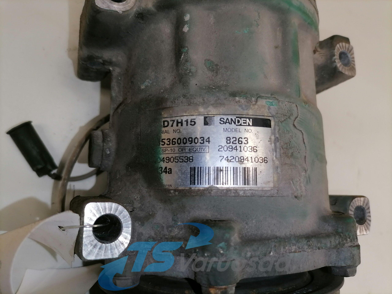 Volvo A/C compressor 7420941036 - Heating/ Ventilation for Truck: picture 3 Volvo A/C compressor 7420941036 - Heating/ Ventilation for Truck: picture 3