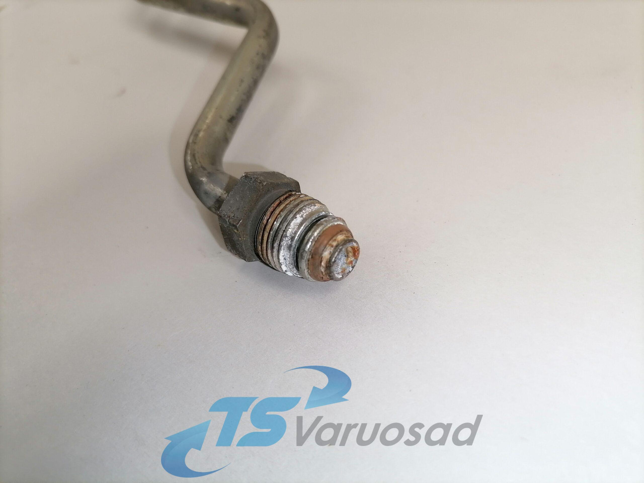 Volvo A/C pipe 20865099 - Heating/ Ventilation for Truck: picture 4 Volvo A/C pipe 20865099 - Heating/ Ventilation for Truck: picture 4