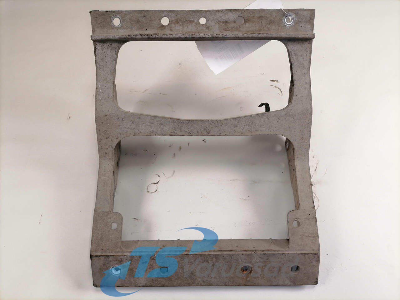 Volvo Astmelaua kandur 5010610723 - Footstep for Truck: picture 2 Volvo Astmelaua kandur 5010610723 - Footstep for Truck: picture 2