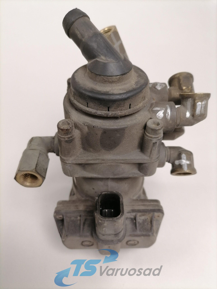 Volvo Brake pressure control 3986374 - Brake valve for Truck: picture 1 Volvo Brake pressure control 3986374 - Brake valve for Truck: picture 1