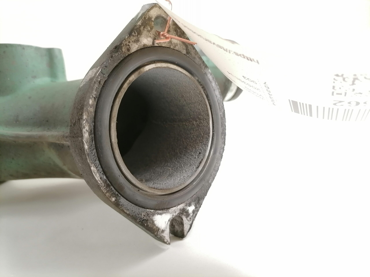 Volvo Coolant pipe 20539684 - Cooling system for Truck: picture 3 Volvo Coolant pipe 20539684 - Cooling system for Truck: picture 3