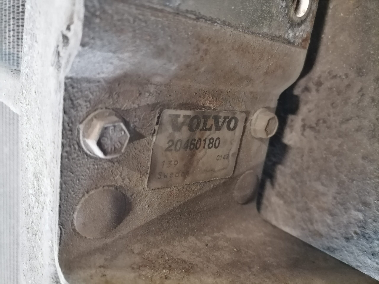 Volvo Cooling radiator 20536920 - Radiator for Truck: picture 5 Volvo Cooling radiator 20536920 - Radiator for Truck: picture 5