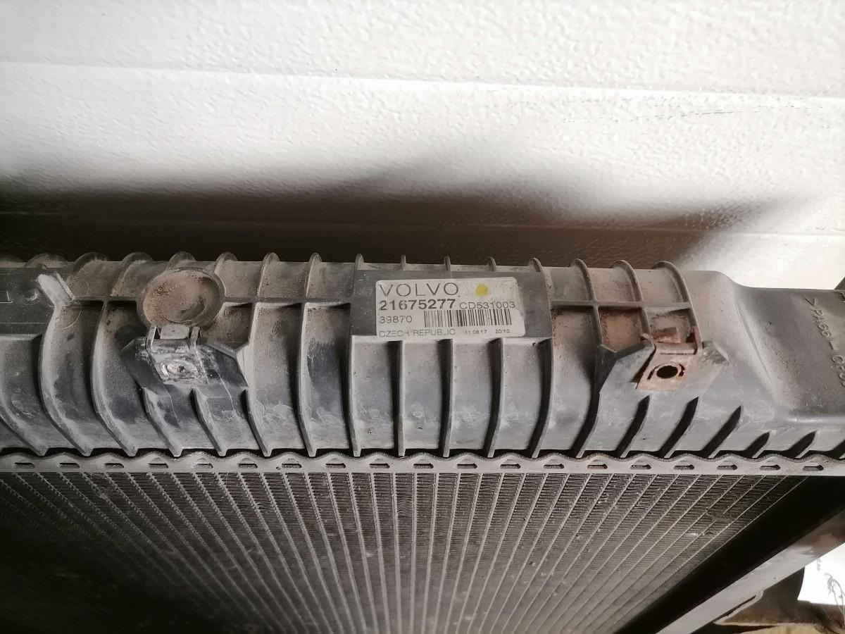 Volvo Cooling radiator 21675277 - Radiator for Truck: picture 4 Volvo Cooling radiator 21675277 - Radiator for Truck: picture 4