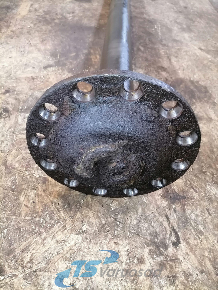 Volvo Drive shaft 1524627 - Drive shaft for Truck: picture 3 Volvo Drive shaft 1524627 - Drive shaft for Truck: picture 3