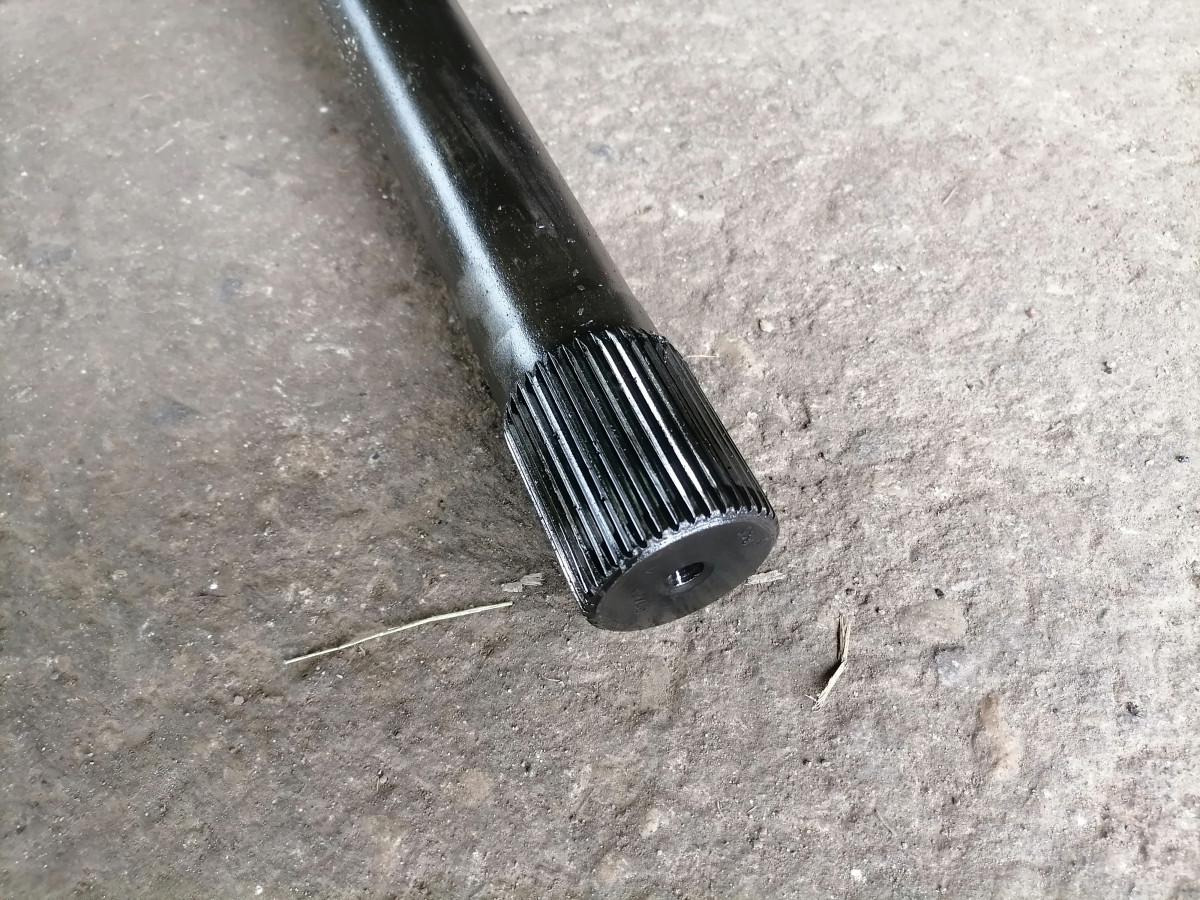 Volvo Drive shaft 20815243 - Drive shaft for Truck: picture 3 Volvo Drive shaft 20815243 - Drive shaft for Truck: picture 3