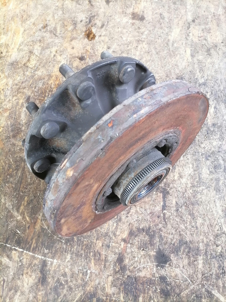Volvo First wheel hub 21022433 - Wheel hub for Truck: picture 2 Volvo First wheel hub 21022433 - Wheel hub for Truck: picture 2