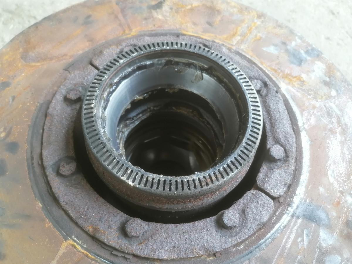 Volvo First wheel hub 21102564 - Wheel hub for Truck: picture 5 Volvo First wheel hub 21102564 - Wheel hub for Truck: picture 5