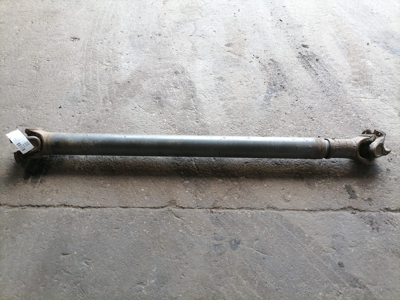 Volvo Propeller shaft 1067766 - Propeller shaft for Truck: picture 2 Volvo Propeller shaft 1067766 - Propeller shaft for Truck: picture 2