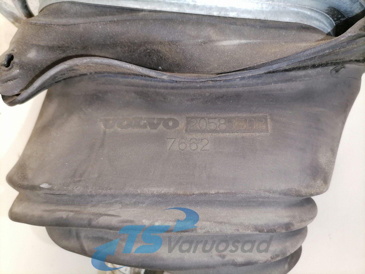 Volvo Steering column 82397847 - Steering for Truck: picture 2 Volvo Steering column 82397847 - Steering for Truck: picture 2