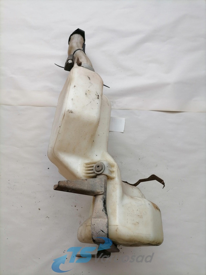 Volvo Windscreen washer fluid tank 20382655 - Wiper for Truck: picture 3 Volvo Windscreen washer fluid tank 20382655 - Wiper for Truck: picture 3