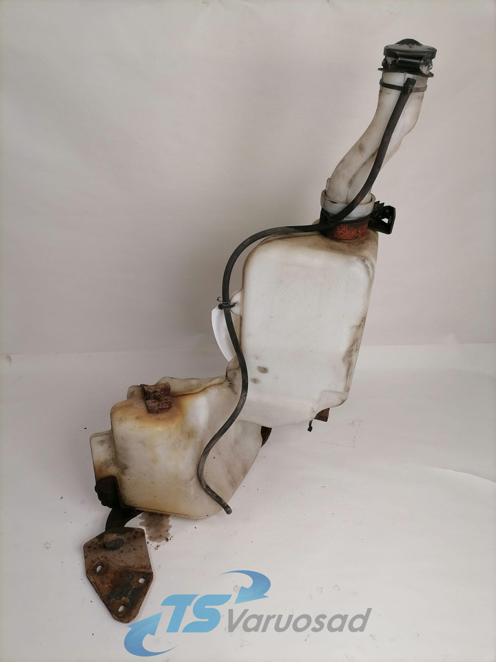 Volvo Windscreen washer fluid tank 20382655 - Wiper for Truck: picture 4 Volvo Windscreen washer fluid tank 20382655 - Wiper for Truck: picture 4