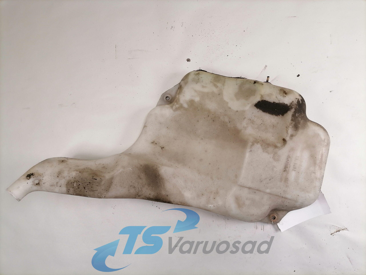 Volvo Windscreen washer fluid tank 3121310 - Wiper for Truck: picture 3 Volvo Windscreen washer fluid tank 3121310 - Wiper for Truck: picture 3