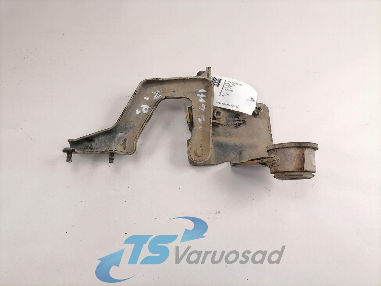Volvo lower grille carrier hinge 20528507 - Grill for Truck: picture 3 Volvo lower grille carrier hinge 20528507 - Grill for Truck: picture 3