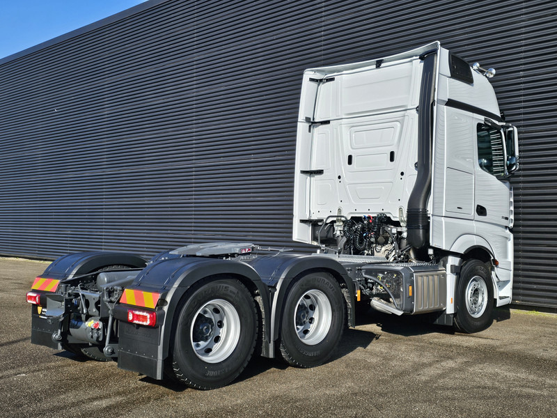 Mercedes-Benz ACTROS 3363 / 6x4 / !!NEW!! / RETARDER / PTO - Tractor unit: picture 3 Mercedes-Benz ACTROS 3363 / 6x4 / !!NEW!! / RETARDER / PTO - Tractor unit: picture 3