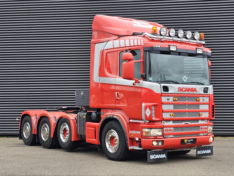Scania R 164.580 8x4-4 / MANUAL / RETARDER / BIG AXLE / 150T - Tractor unit: picture 4 Scania R 164.580 8x4-4 / MANUAL / RETARDER / BIG AXLE / 150T - Tractor unit: picture 4